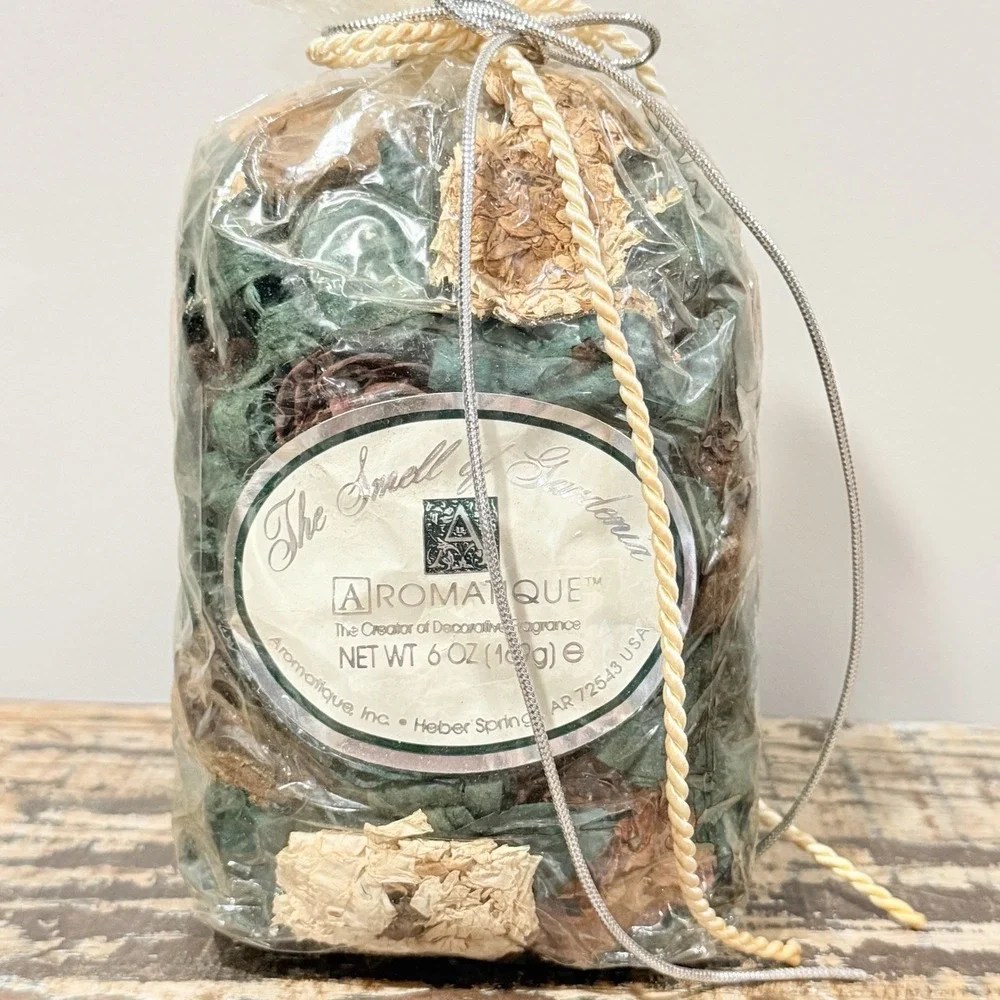 Aromatique Vtg‎ Smell of Gardenia 6 oz Bag Potpourri Decorative Fragrance